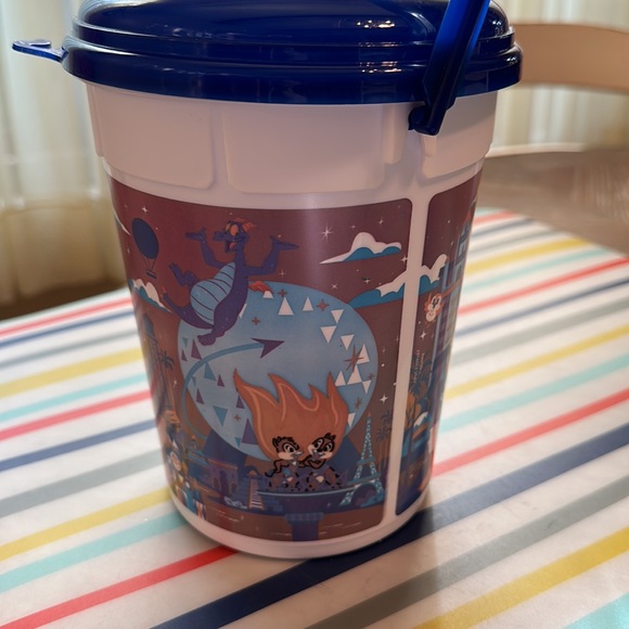 Walt Disney World 50th popcorn bucket - Picture 4 of 5